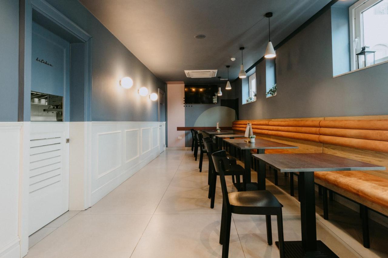 Townhouse17 Boutique Bed & Breakfast Victoria Buitenkant foto